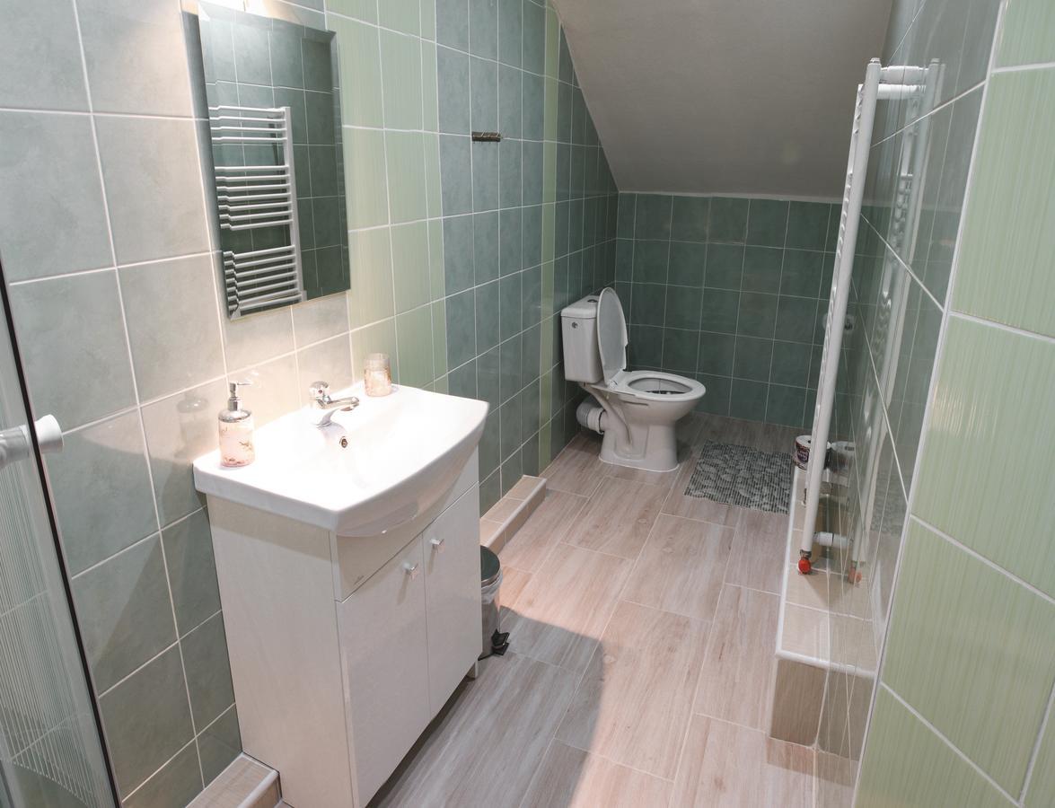 Vila Lesana Nova Lesna Exterior photo